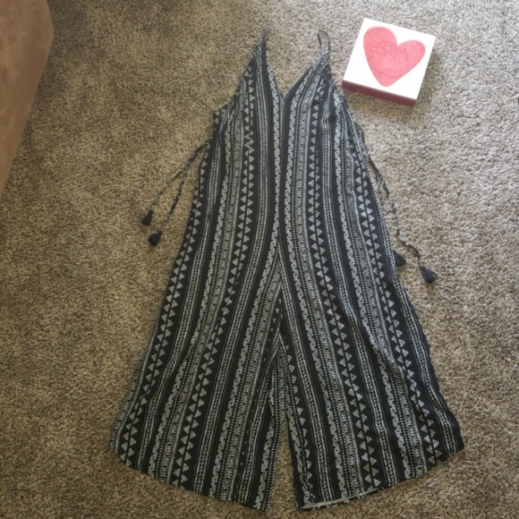 Xhilaration Pants - Xhilaration boho jumpsuit